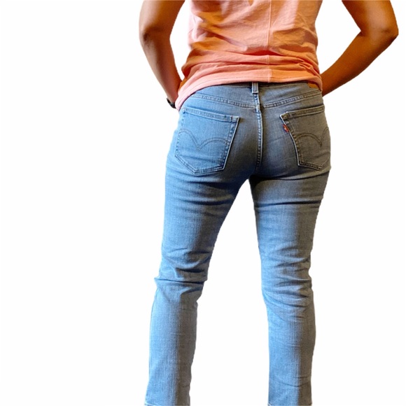 Levi's Boyfriend Jeans - Picture 4 of 13